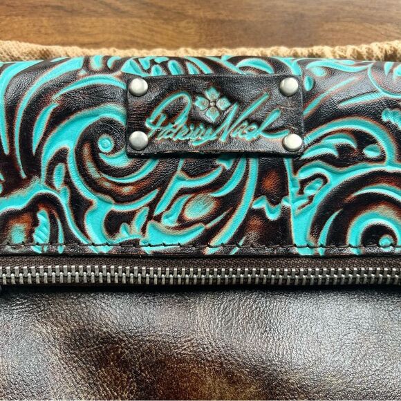 Patricia Nash Valerie Turquoise leather Clutch - Picture 2 of 7
